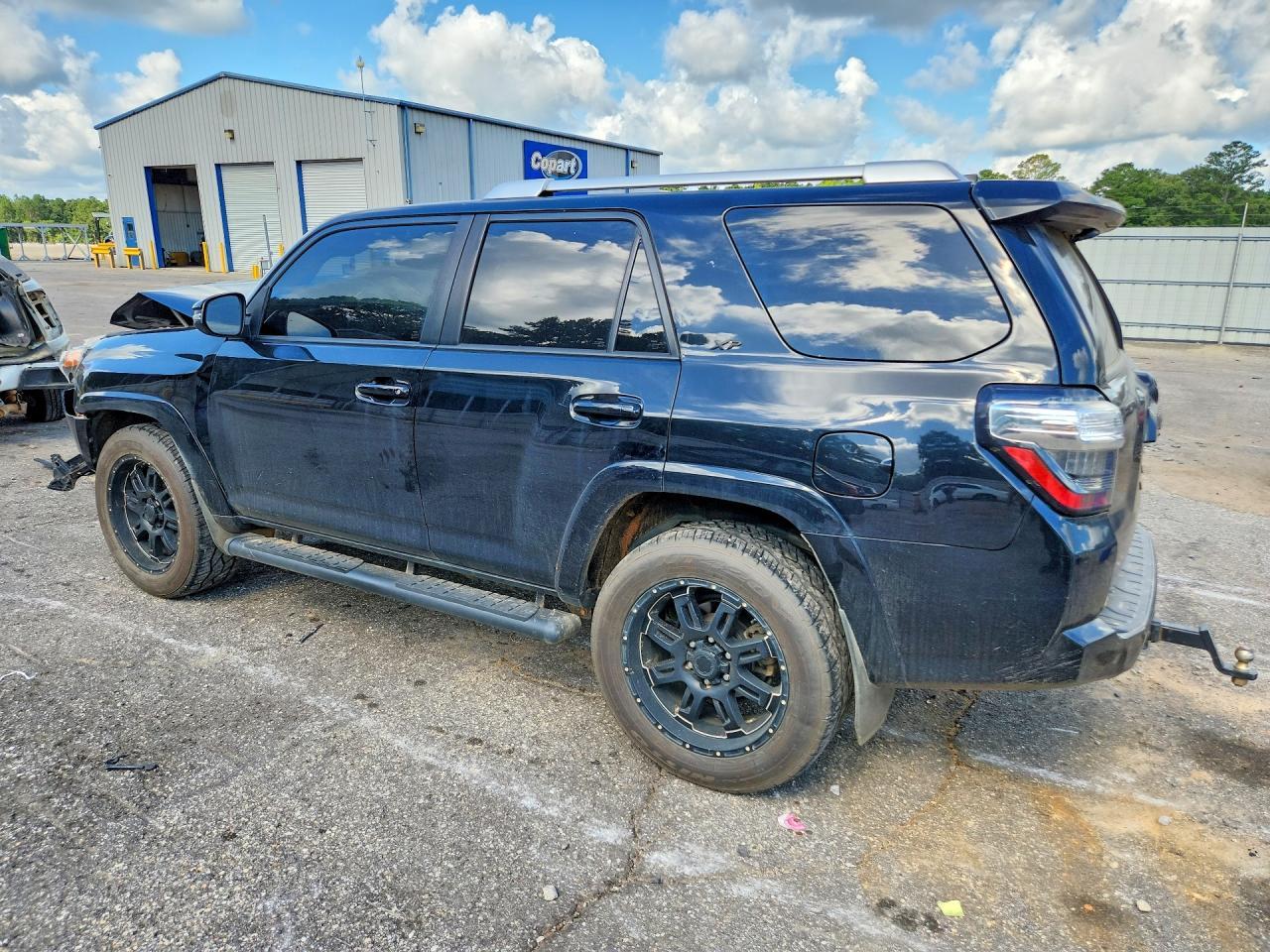 2018 TOYOTA 4RUNNER — фото 2