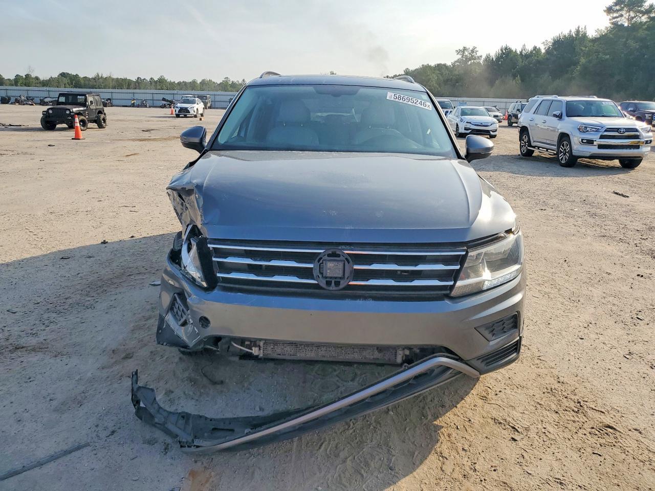 2018 VOLKSWAGEN TIGUAN — фото 5