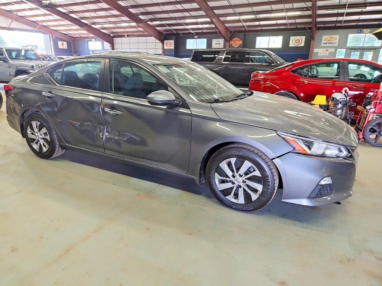 2020 NISSAN ALTIMA — фото 4