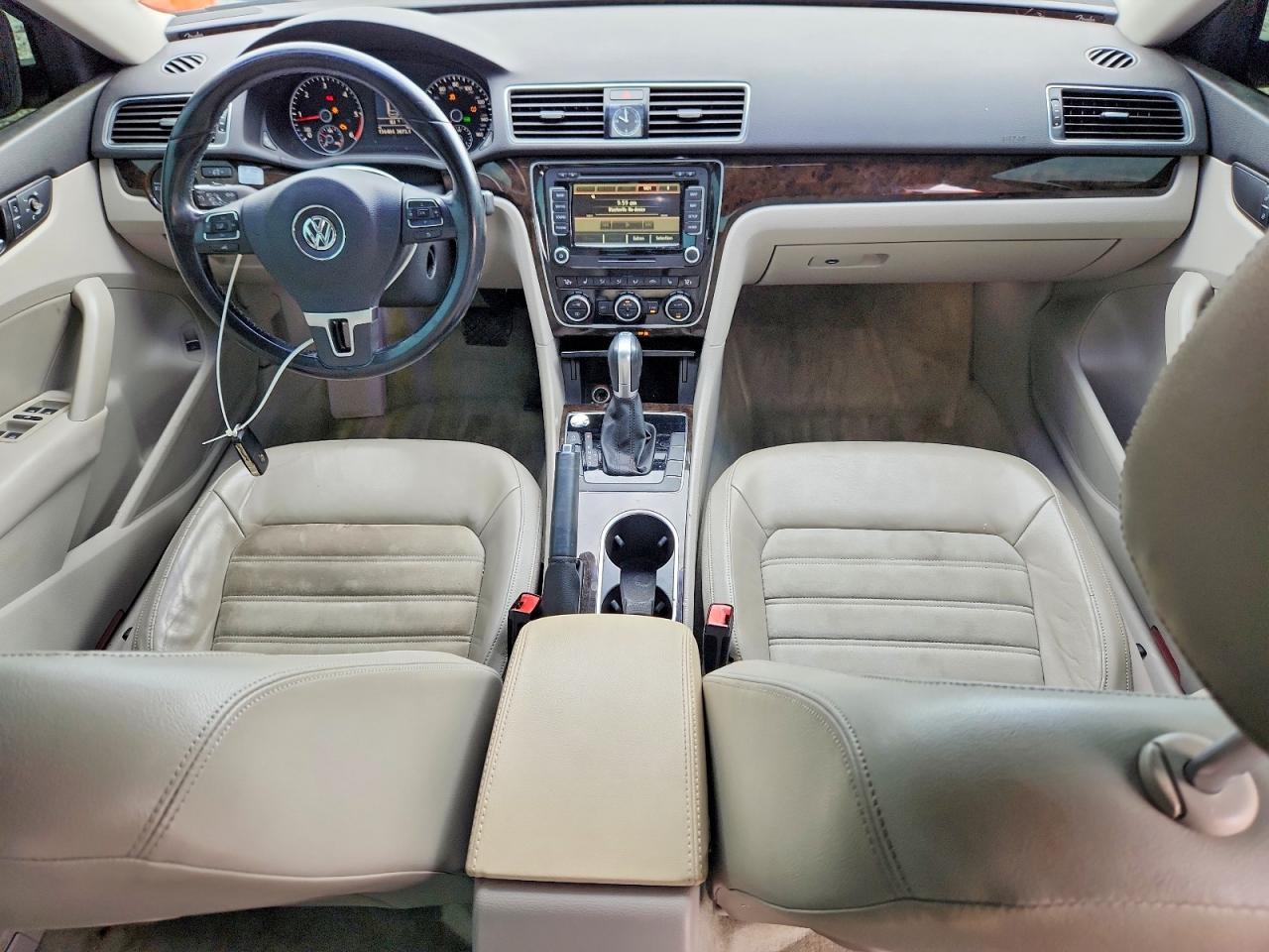 2015 VOLKSWAGEN PASSAT — фото 8