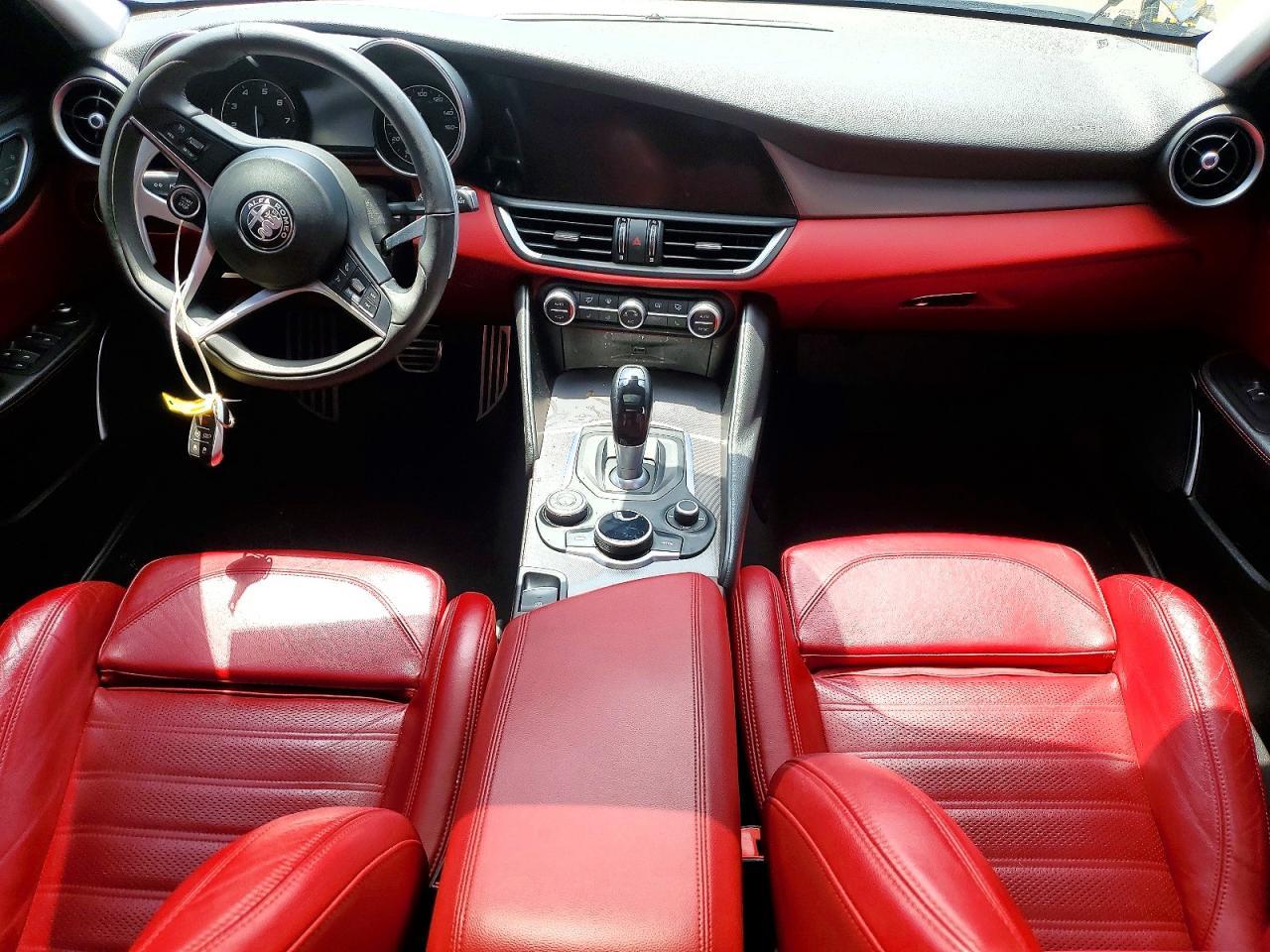 2018 ALFA ROMEO GIULIA — фото 8