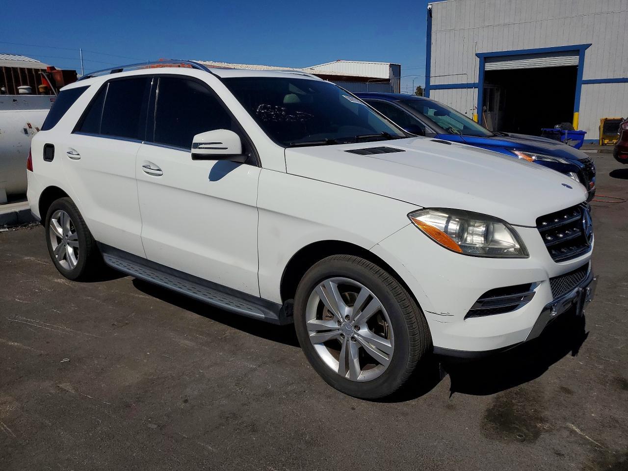 2015 MERCEDES-BENZ M-CLASS — фото 4
