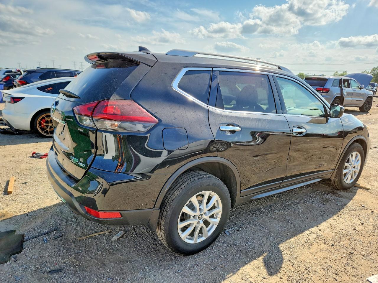 2019 NISSAN ROGUE — фото 3