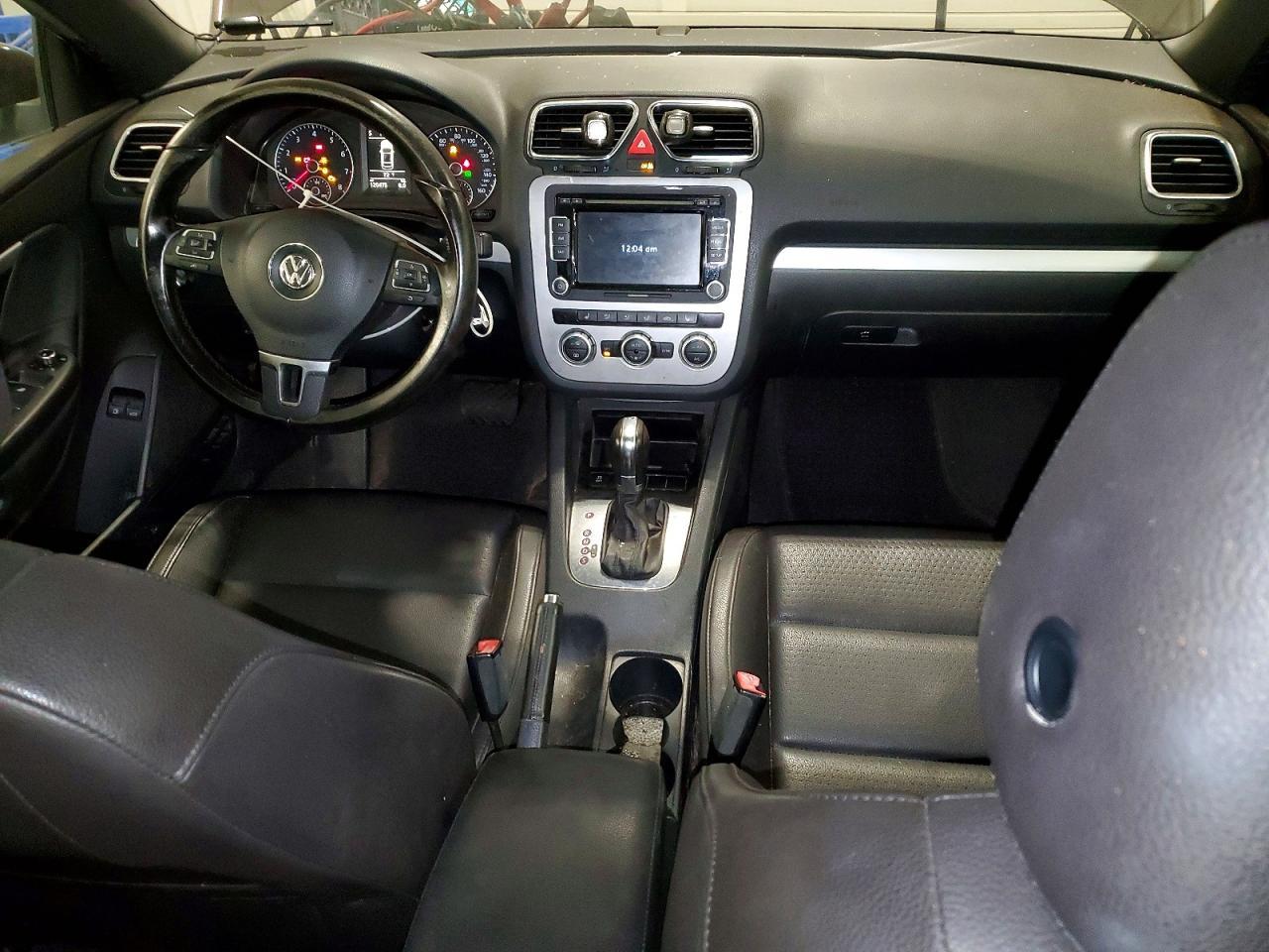 VOLKSWAGEN EOS