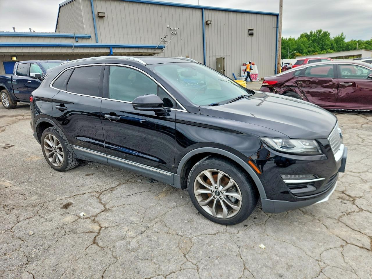 2019 LINCOLN MKC — фото 4
