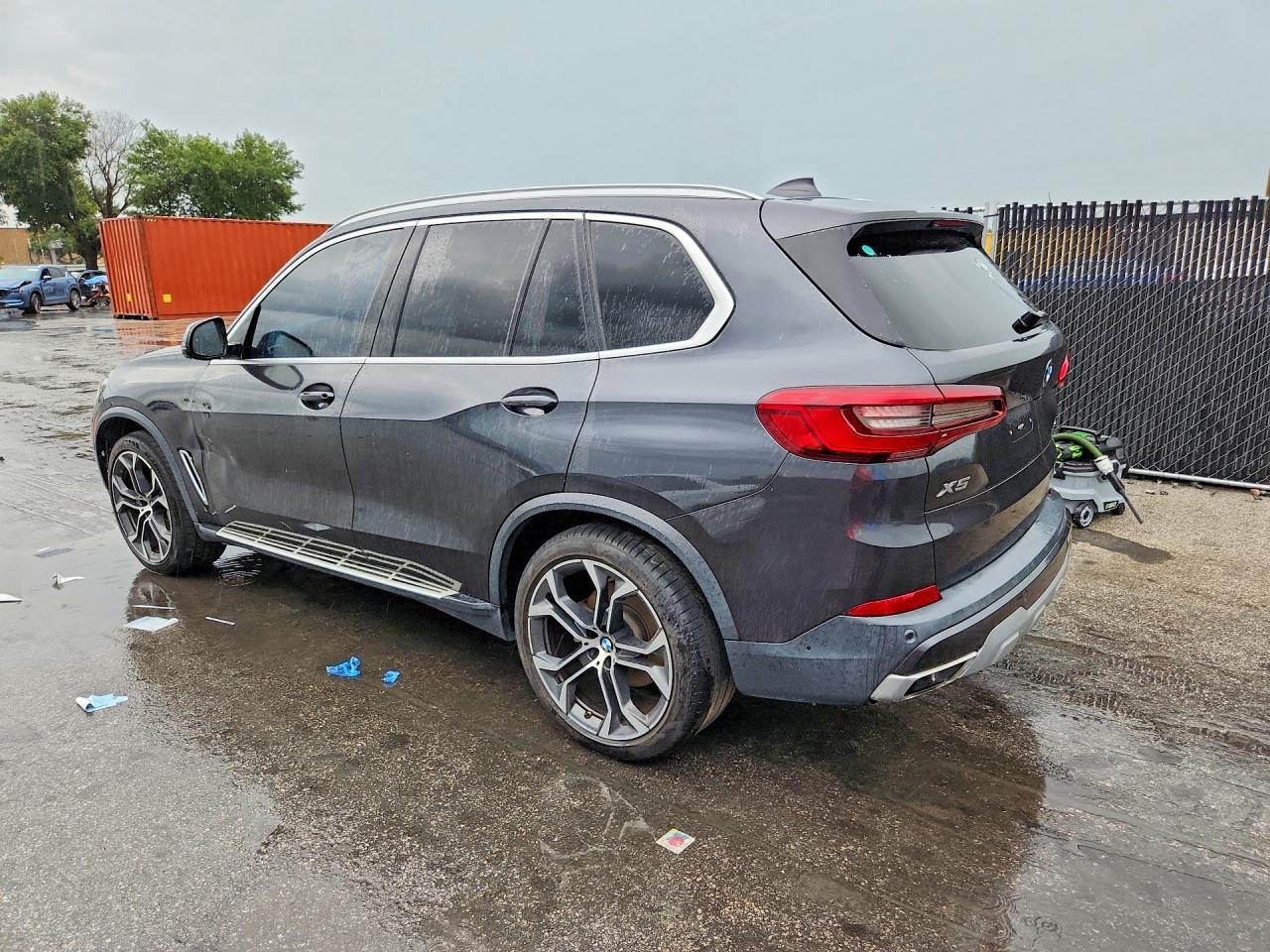 2020 BMW X5 — фото 2