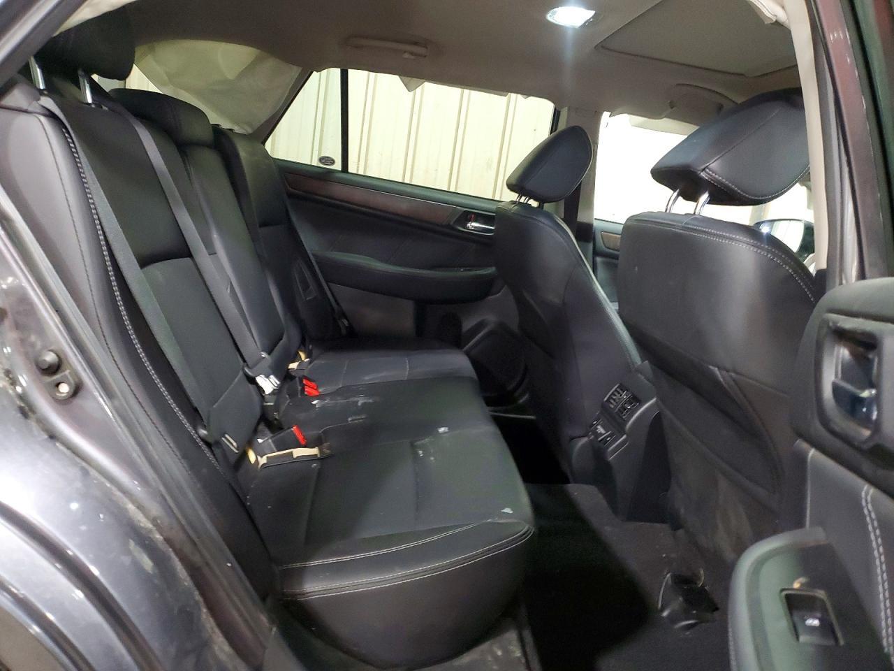 2018 SUBARU OUTBACK — фото 10