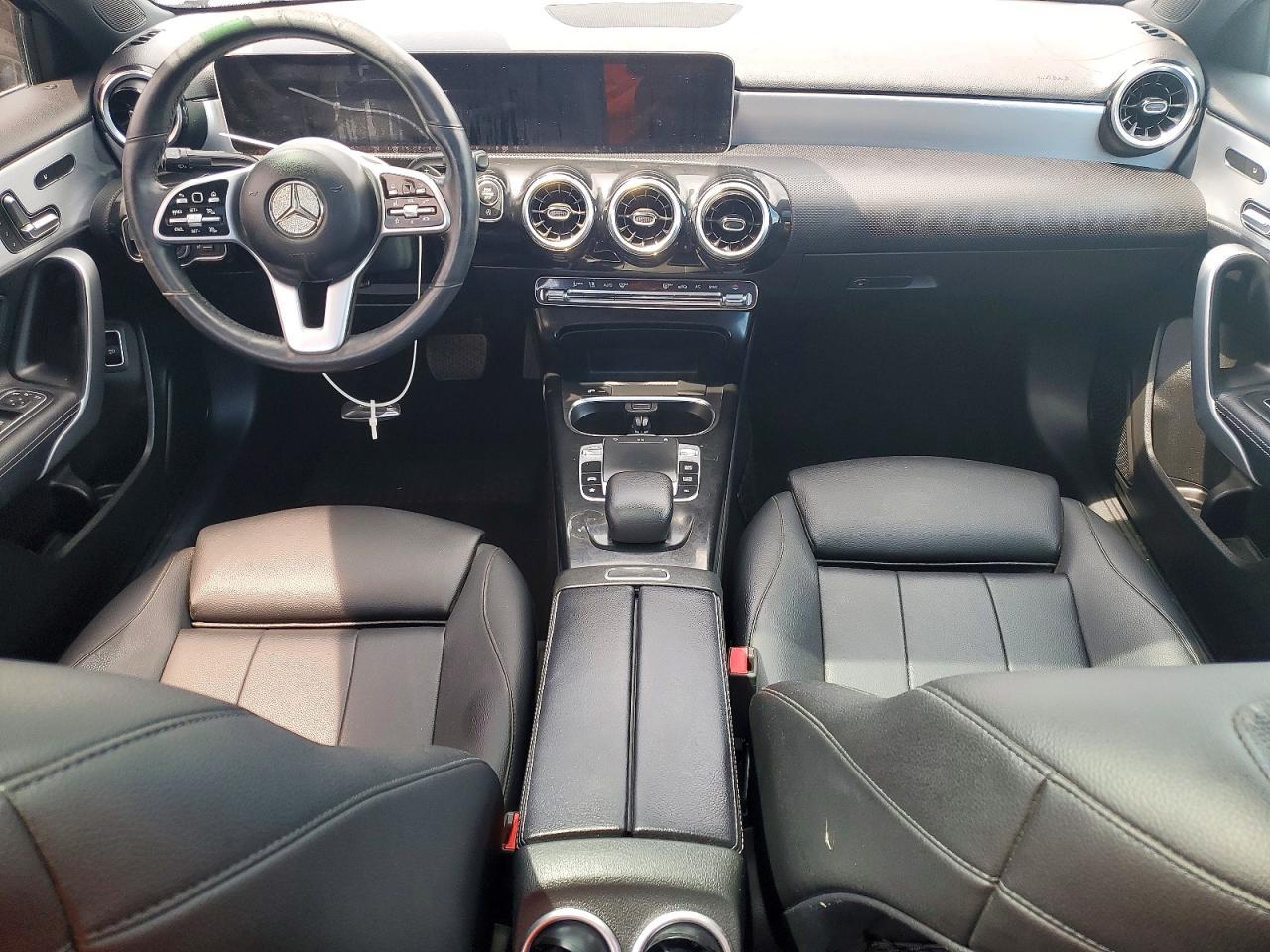 2019 MERCEDES-BENZ A-CLASS — фото 8