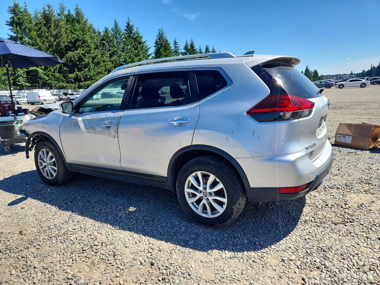 NISSAN ROGUE
