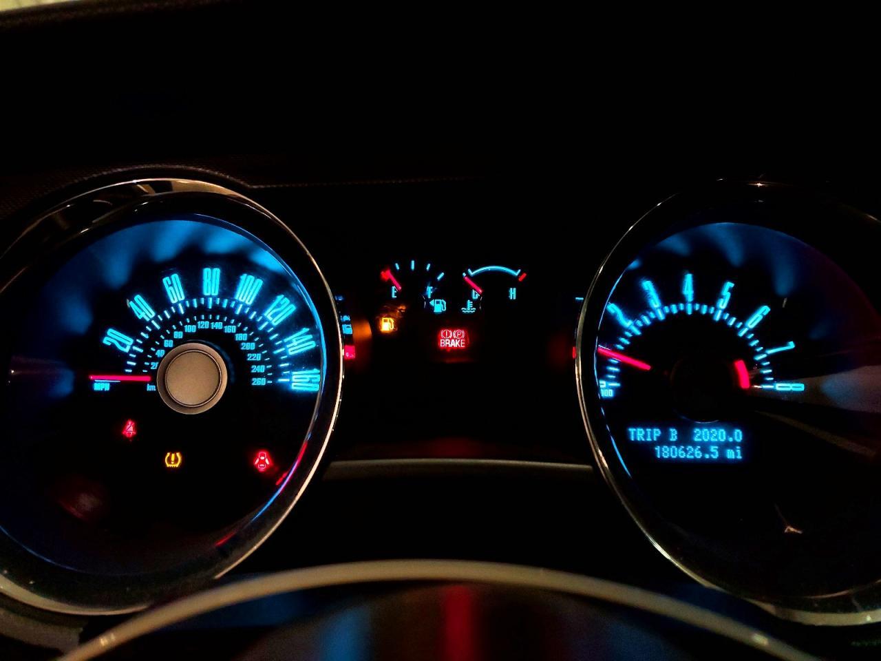 2011 FORD MUSTANG — фото 9