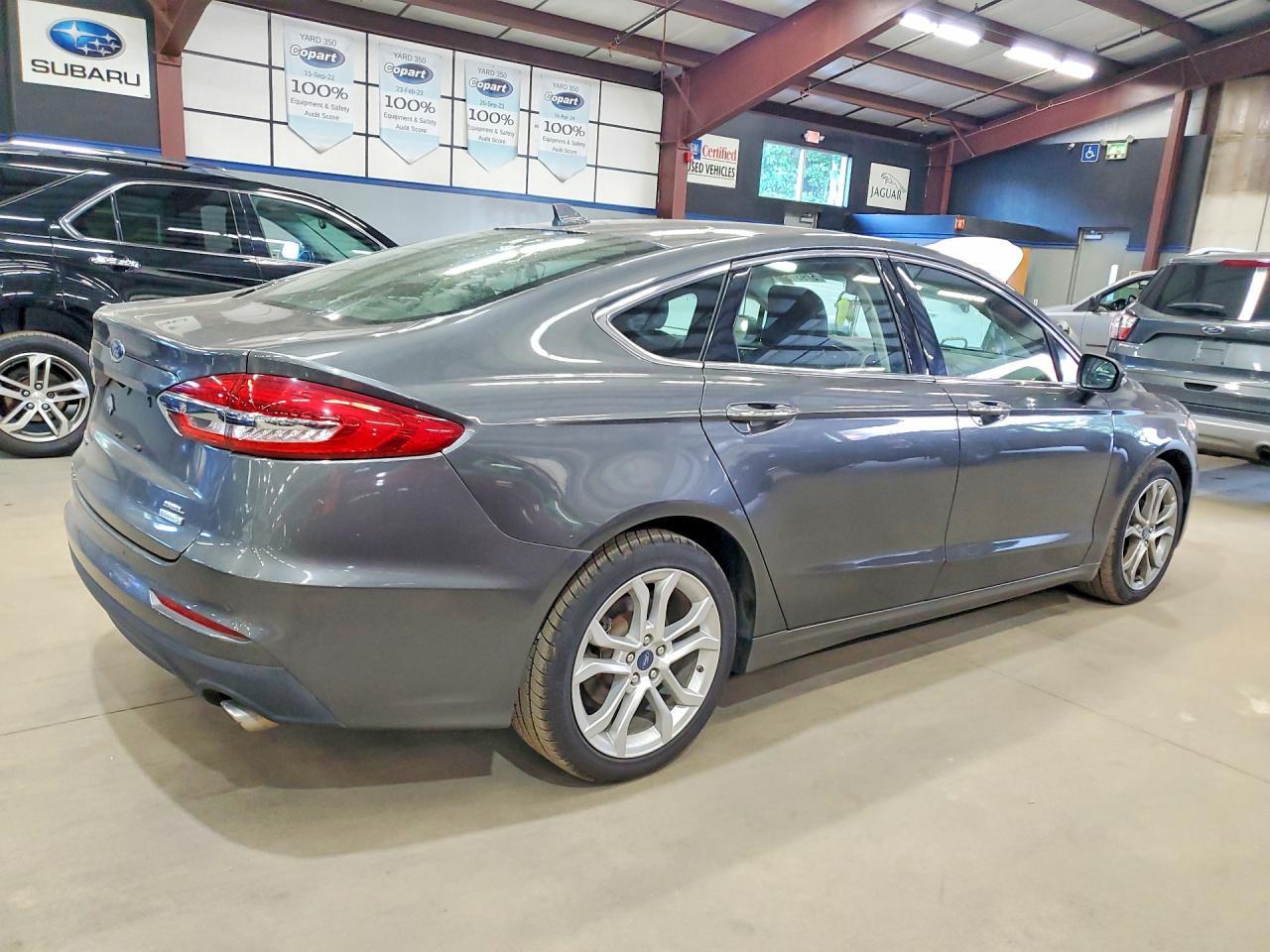 FORD FUSION