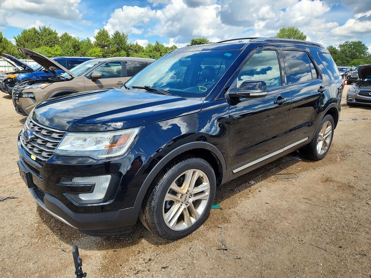2016 FORD EXPLORER — фото 1