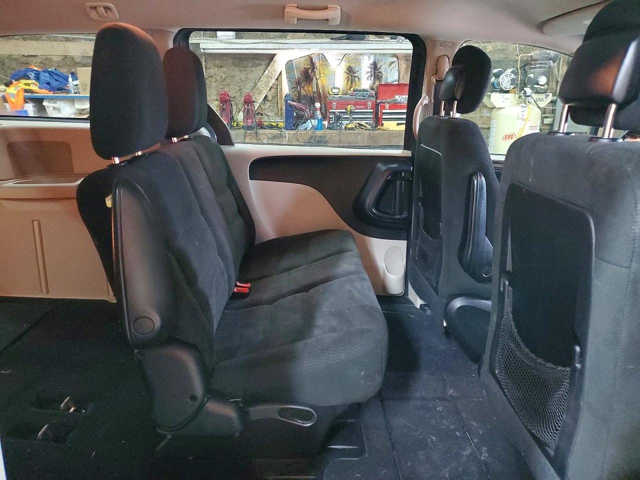 2015 DODGE GRAND CARAVAN — фото 11