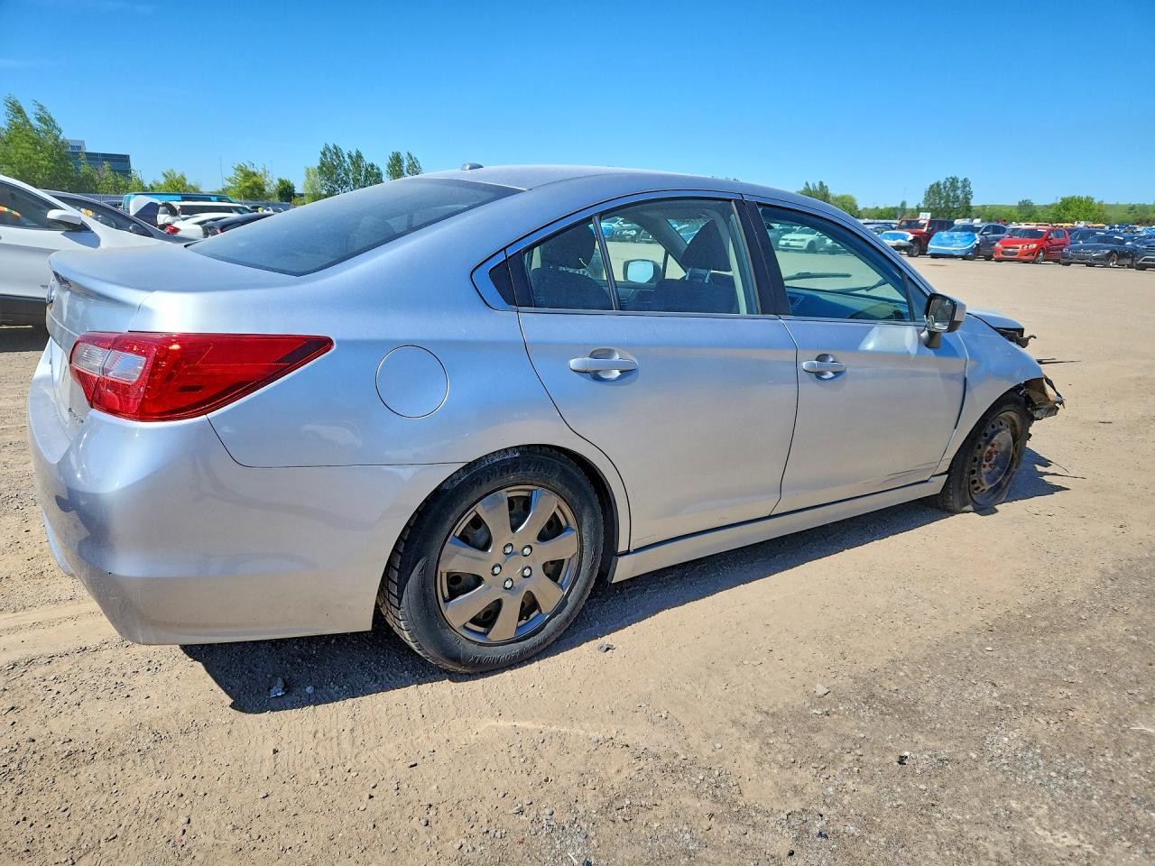 2017 SUBARU LEGACY — фото 3