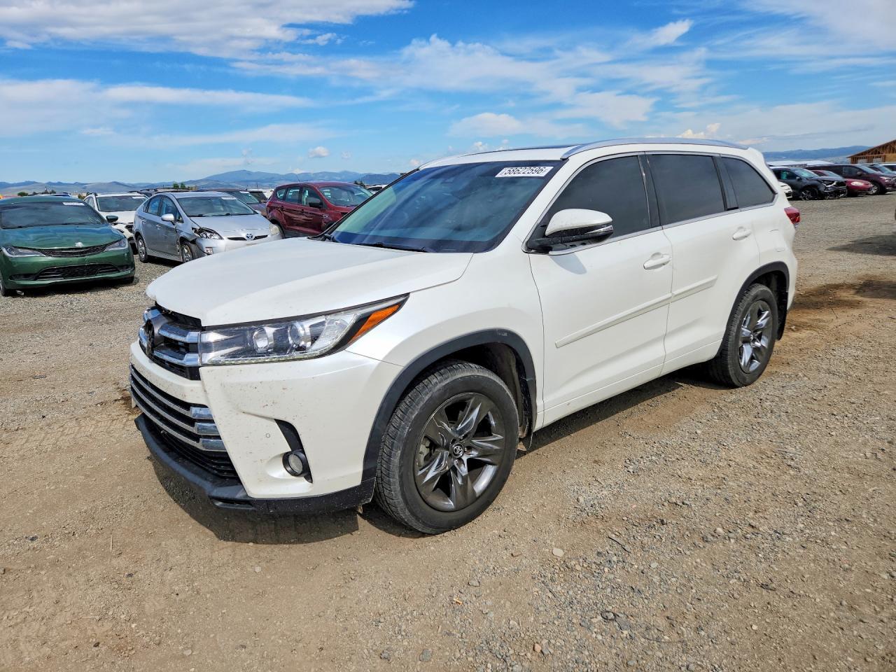 2017 TOYOTA HIGHLANDER — фото 1