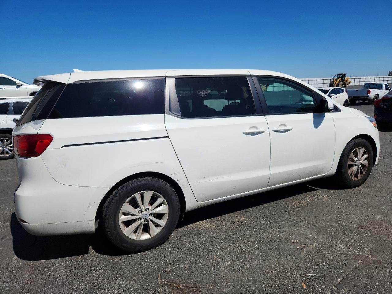 2017 KIA SEDONA — фото 3