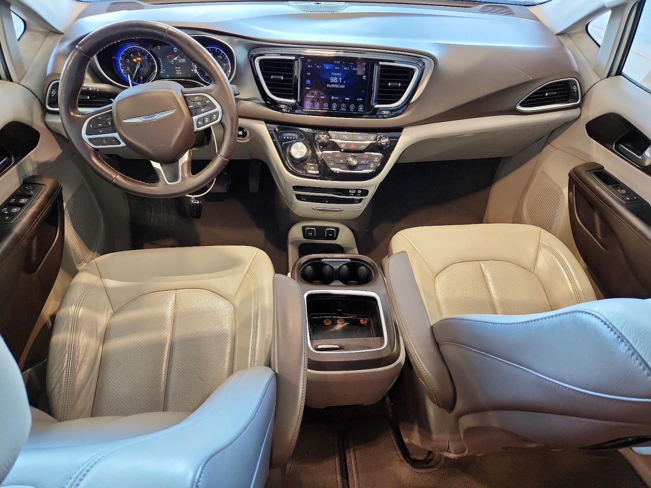 2017 CHRYSLER PACIFICA — фото 8