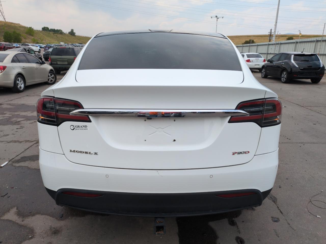 2016 TESLA MODEL X — фото 6