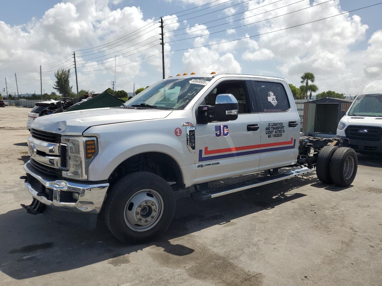 2019 FORD F-350 — фото 1