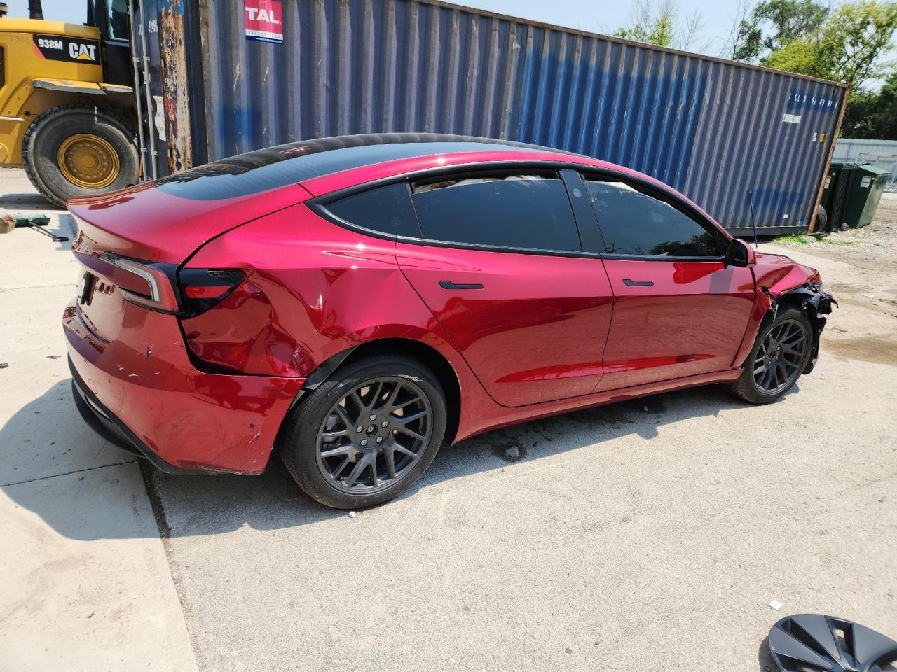 2025 TESLA MODEL 3 — фото 3