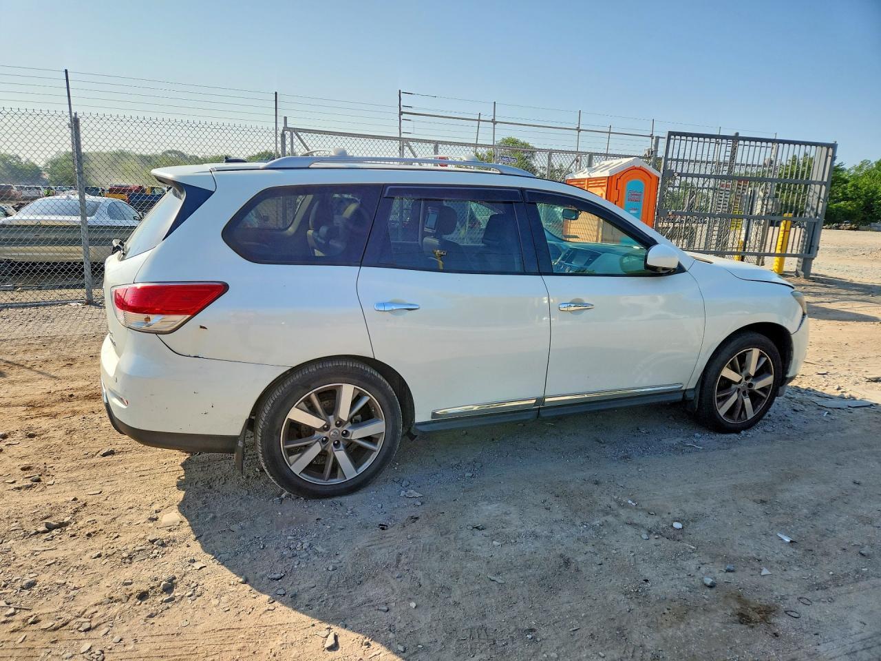 2015 NISSAN PATHFINDER — фото 3