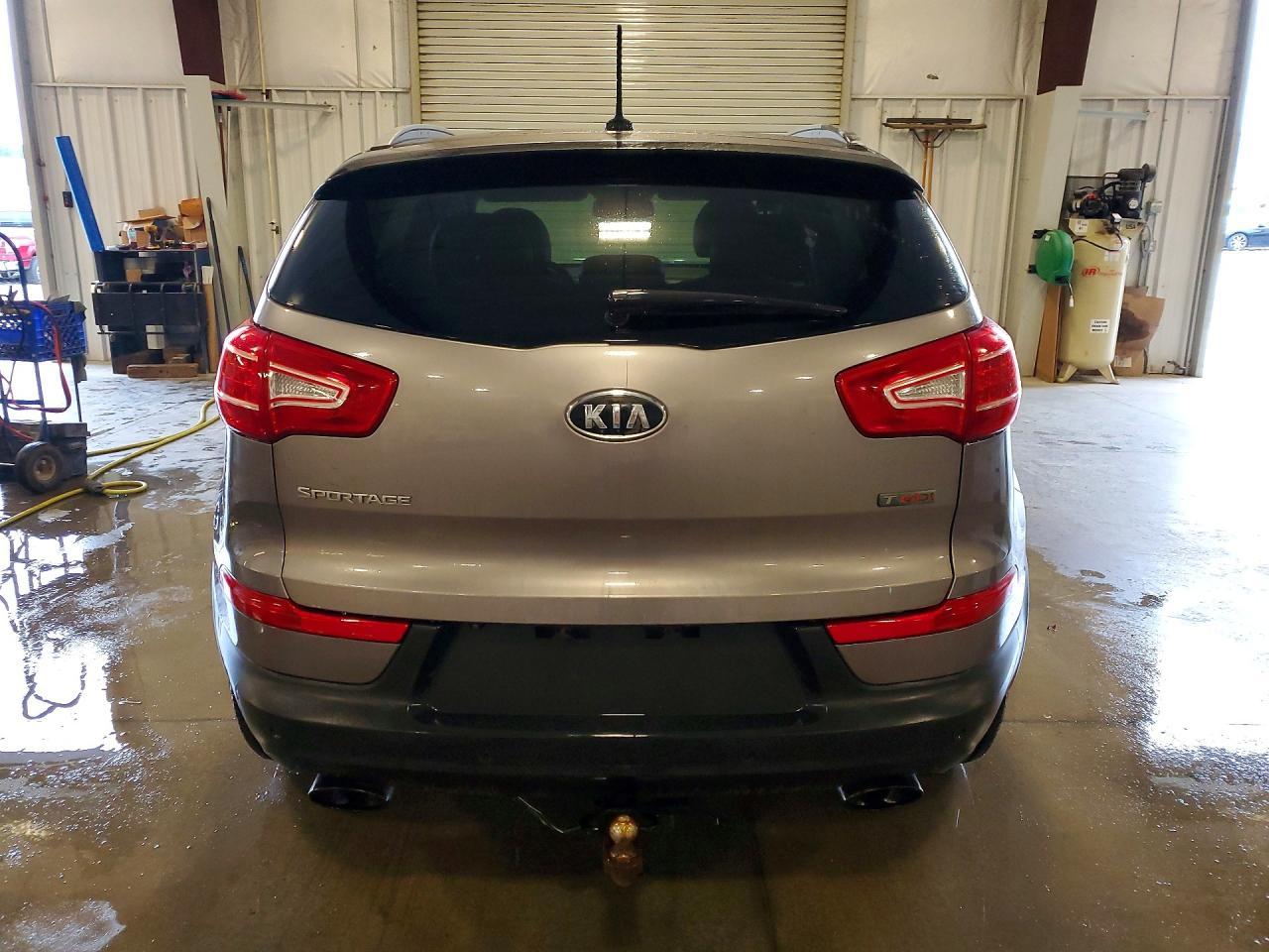 2011 KIA SPORTAGE — фото 6