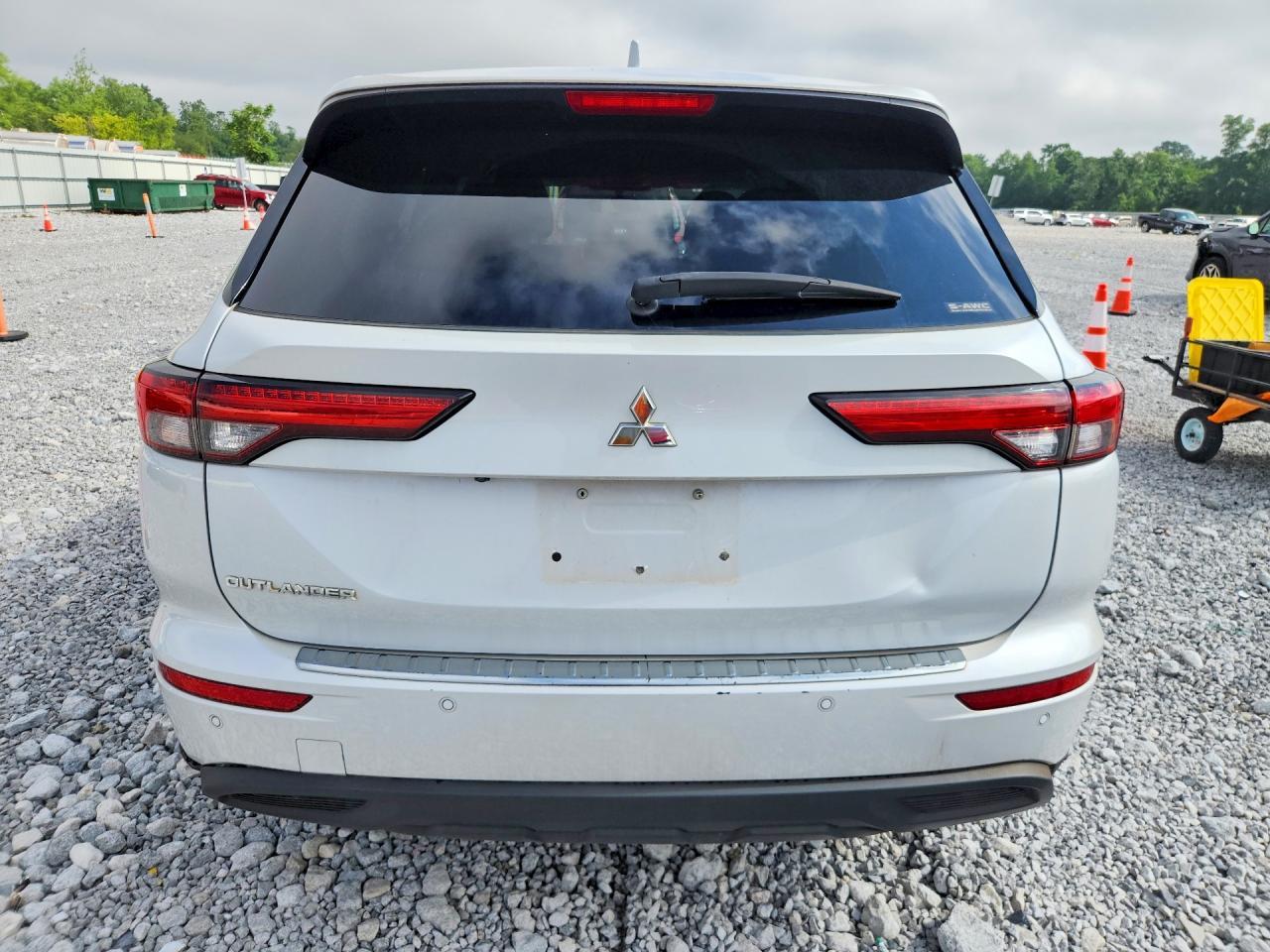 2022 MITSUBISHI OUTLANDER — фото 6