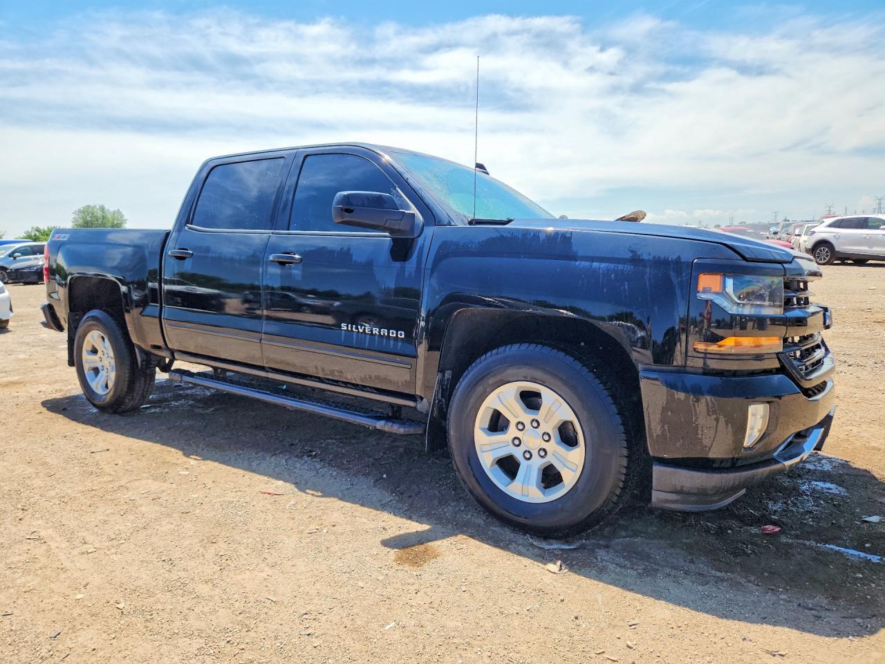 2017 CHEVROLET SILVERADO 1500 — фото 4