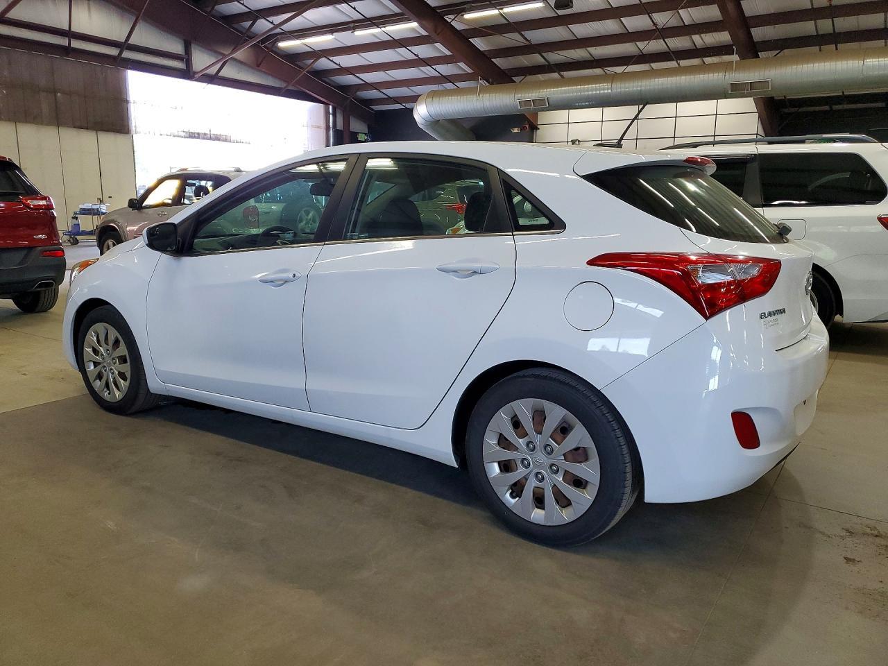 2016 HYUNDAI ELANTRA — фото 2