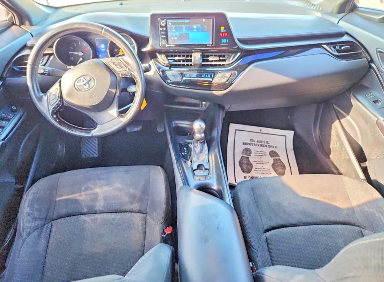 2018 TOYOTA C-HR — фото 8