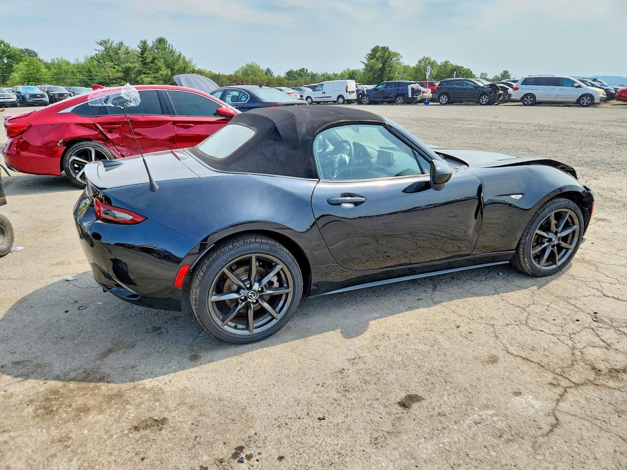 2017 MAZDA MX-5 — фото 3