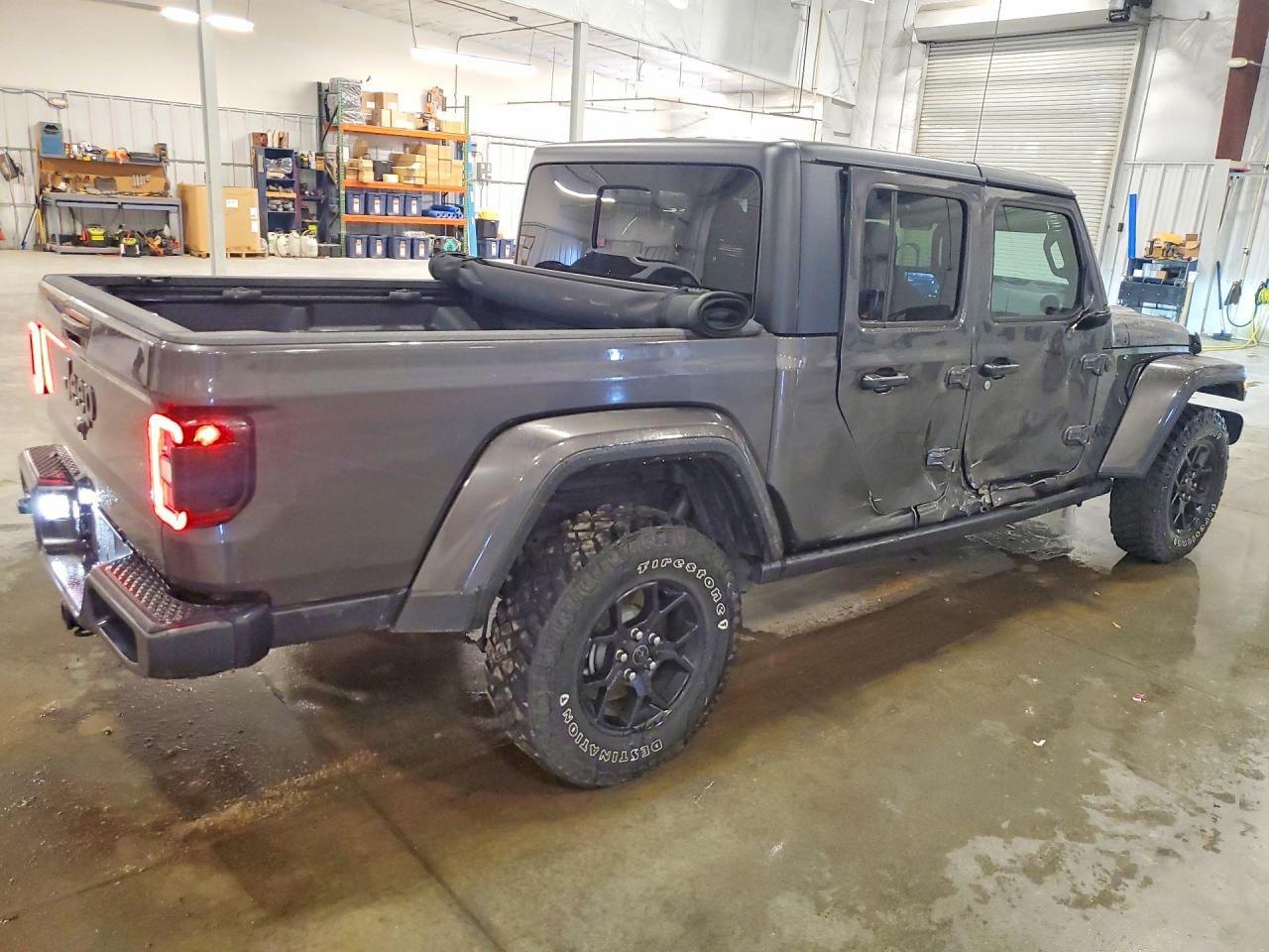 2024 JEEP GLADIATOR — фото 3