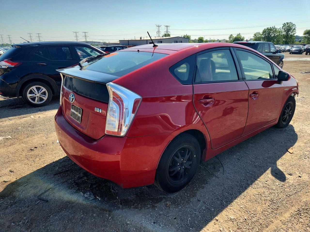 2015 TOYOTA PRIUS — фото 3