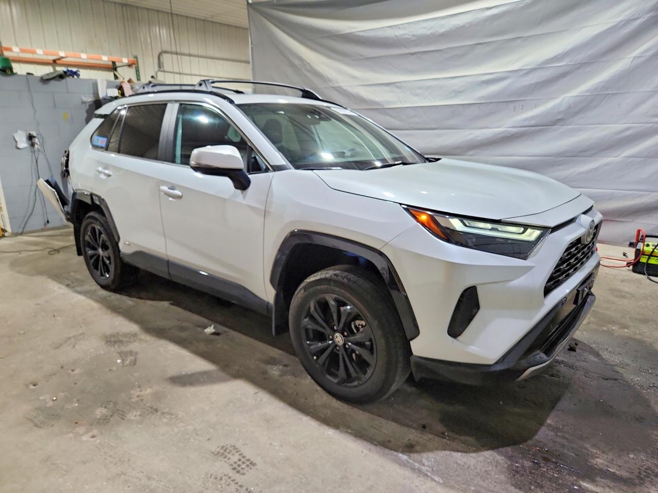2024 TOYOTA RAV4 HYBRID — фото 4