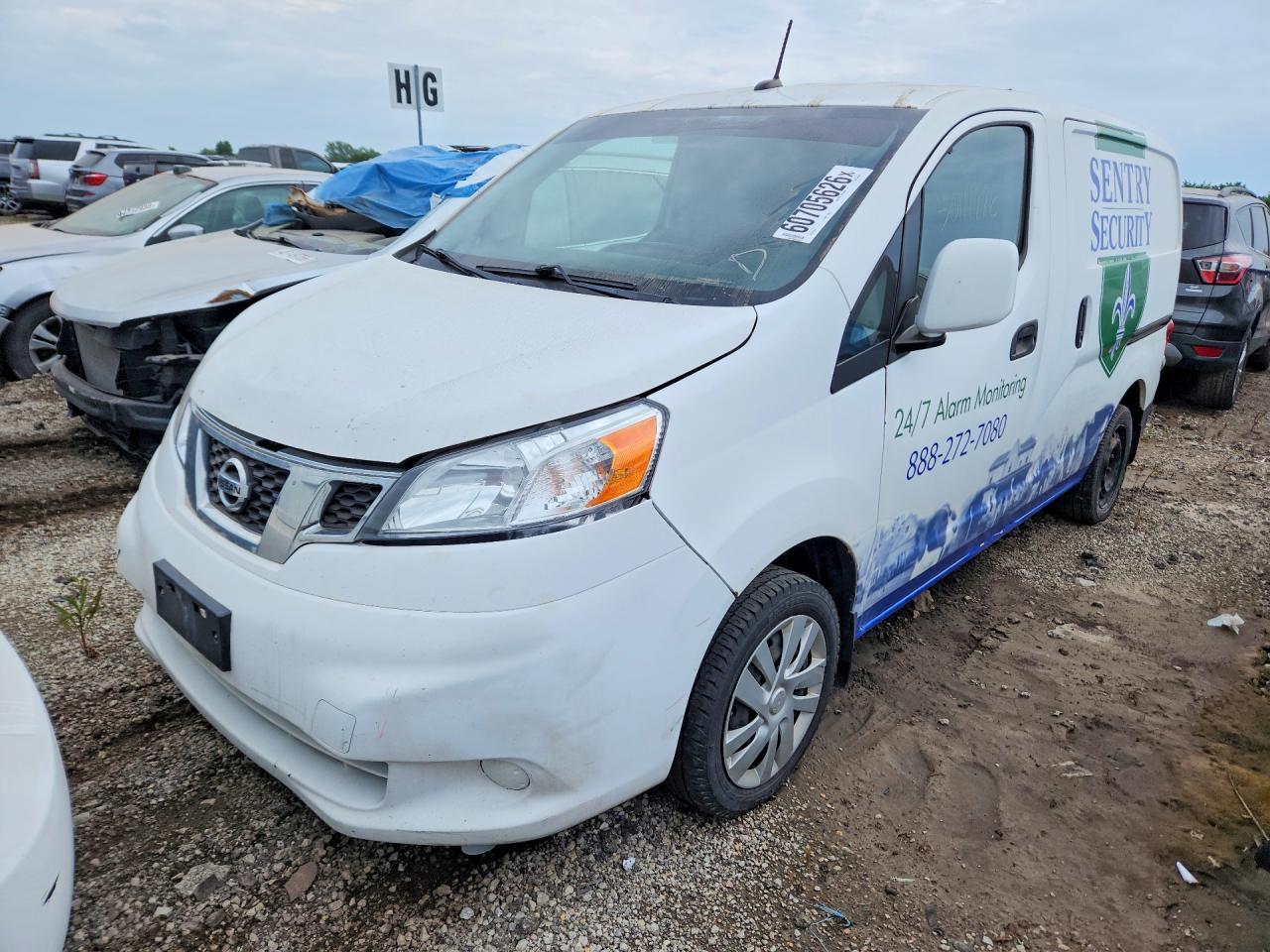 2015 NISSAN NV200 — фото 1