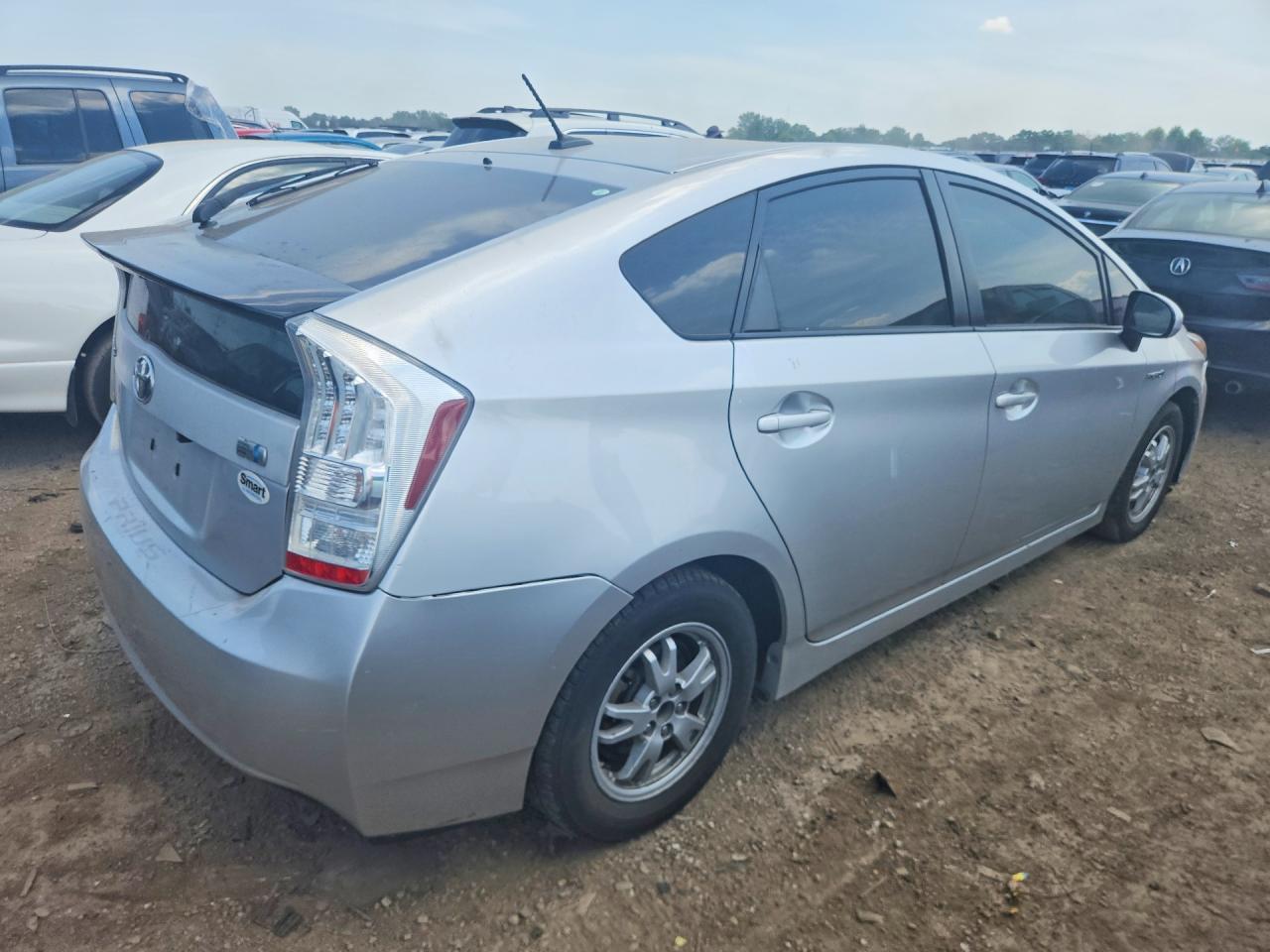 2010 TOYOTA PRIUS — фото 3