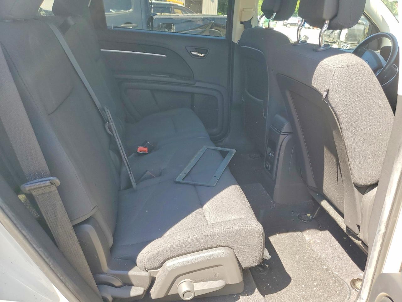 2010 DODGE JOURNEY — фото 11