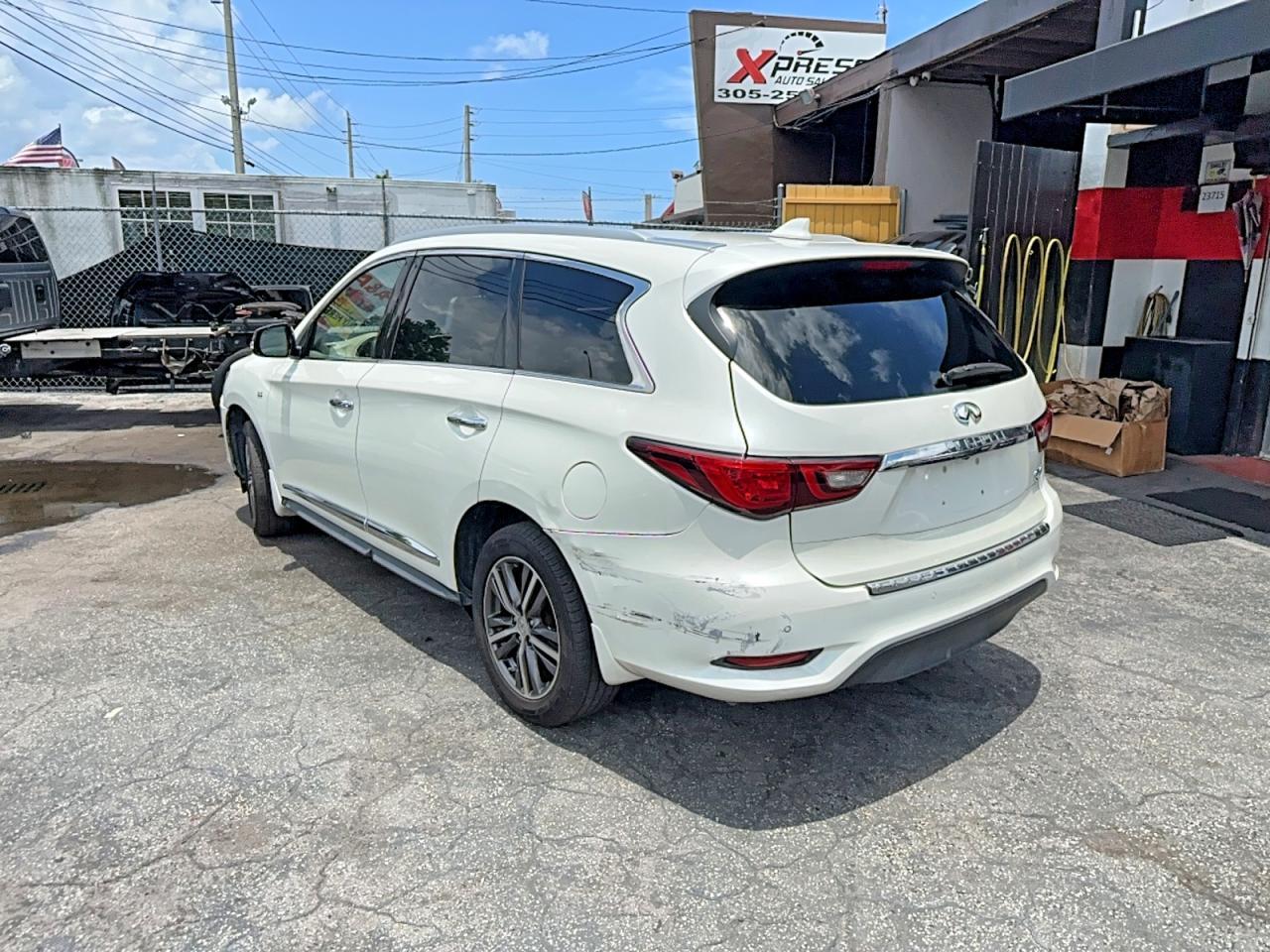 2019 INFINITI QX60 — фото 3