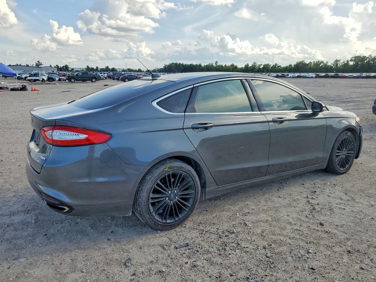 2016 FORD FUSION — фото 3