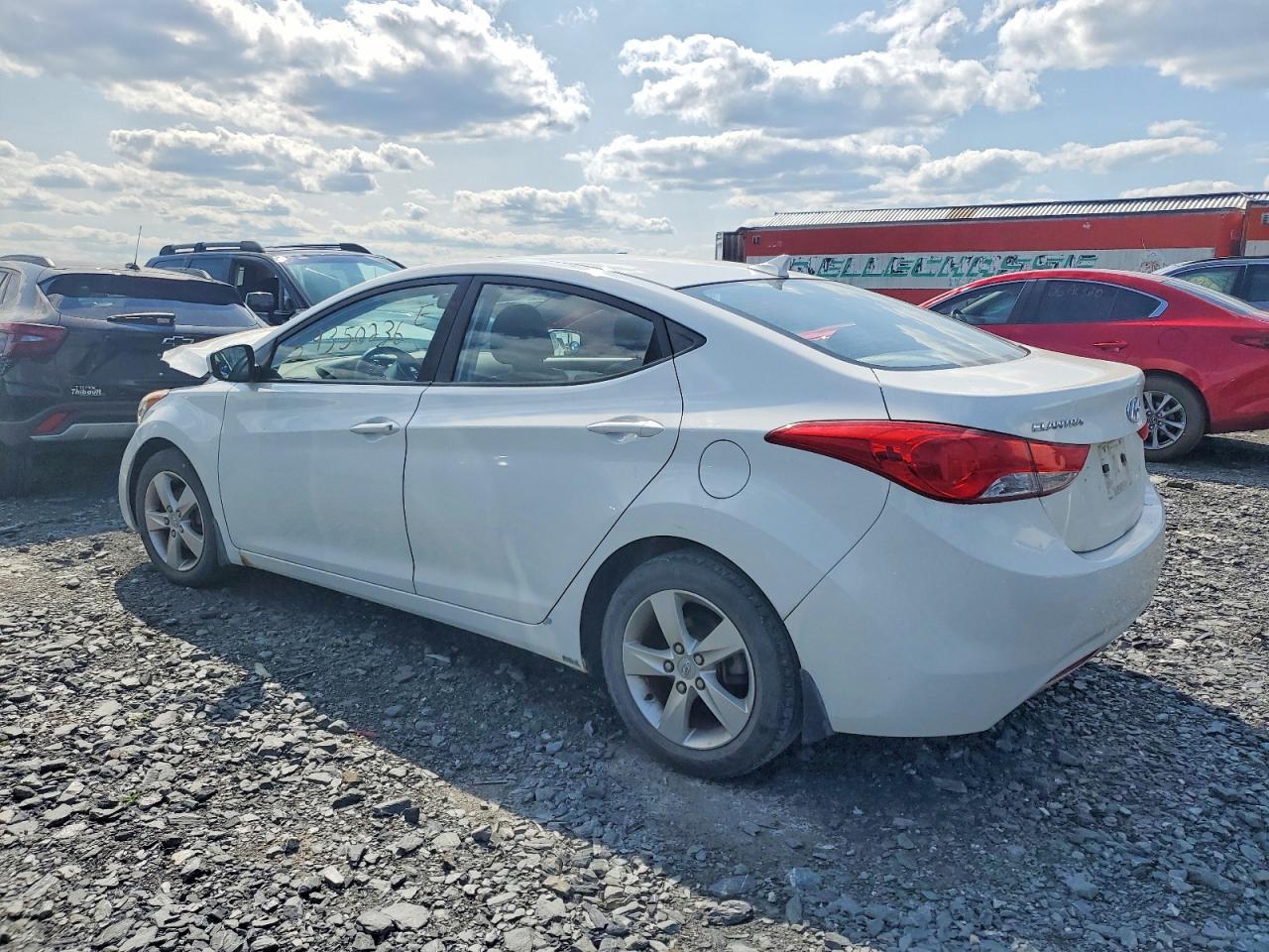 2012 HYUNDAI ELANTRA — фото 2