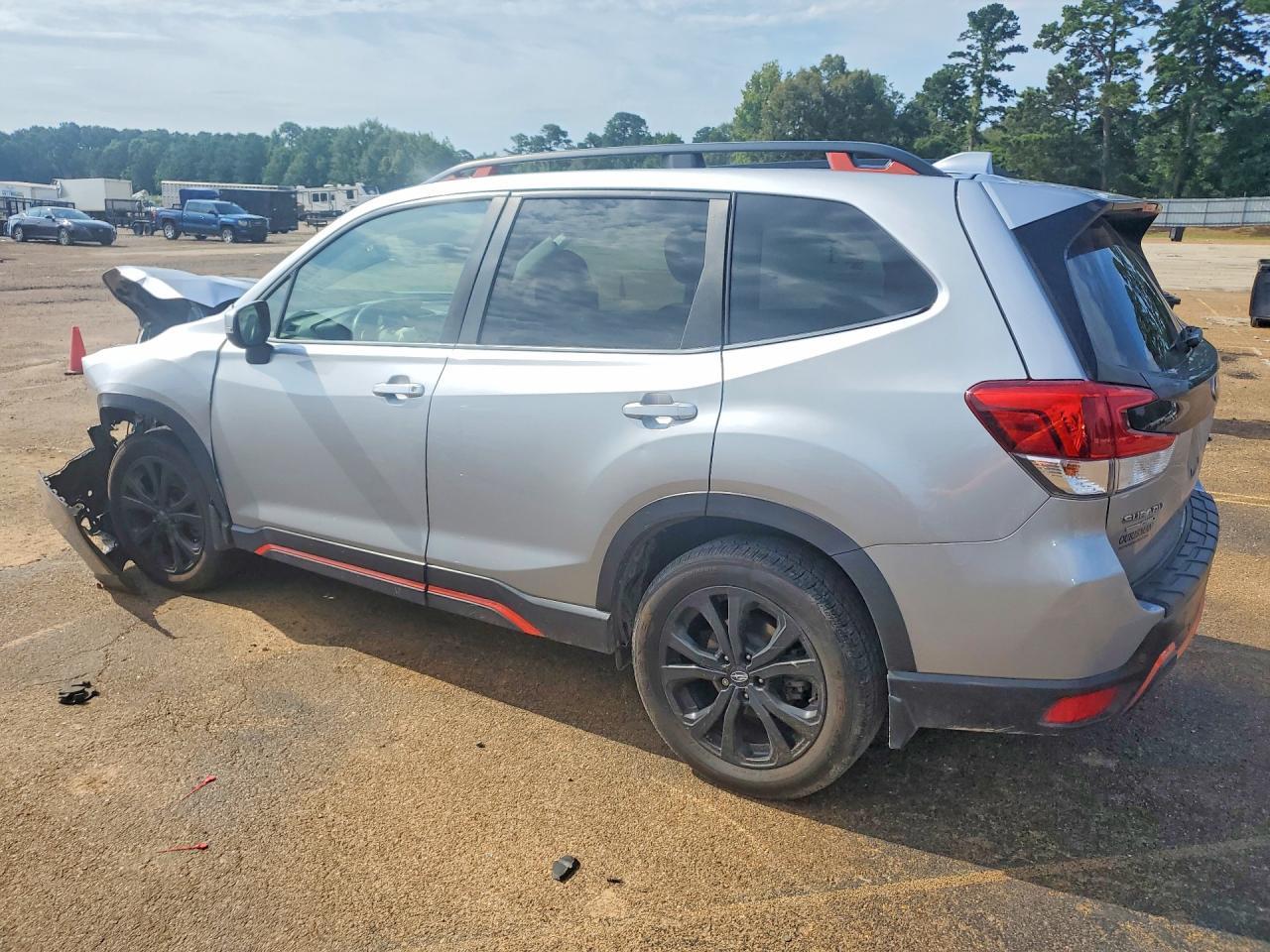 2019 SUBARU FORESTER — фото 2