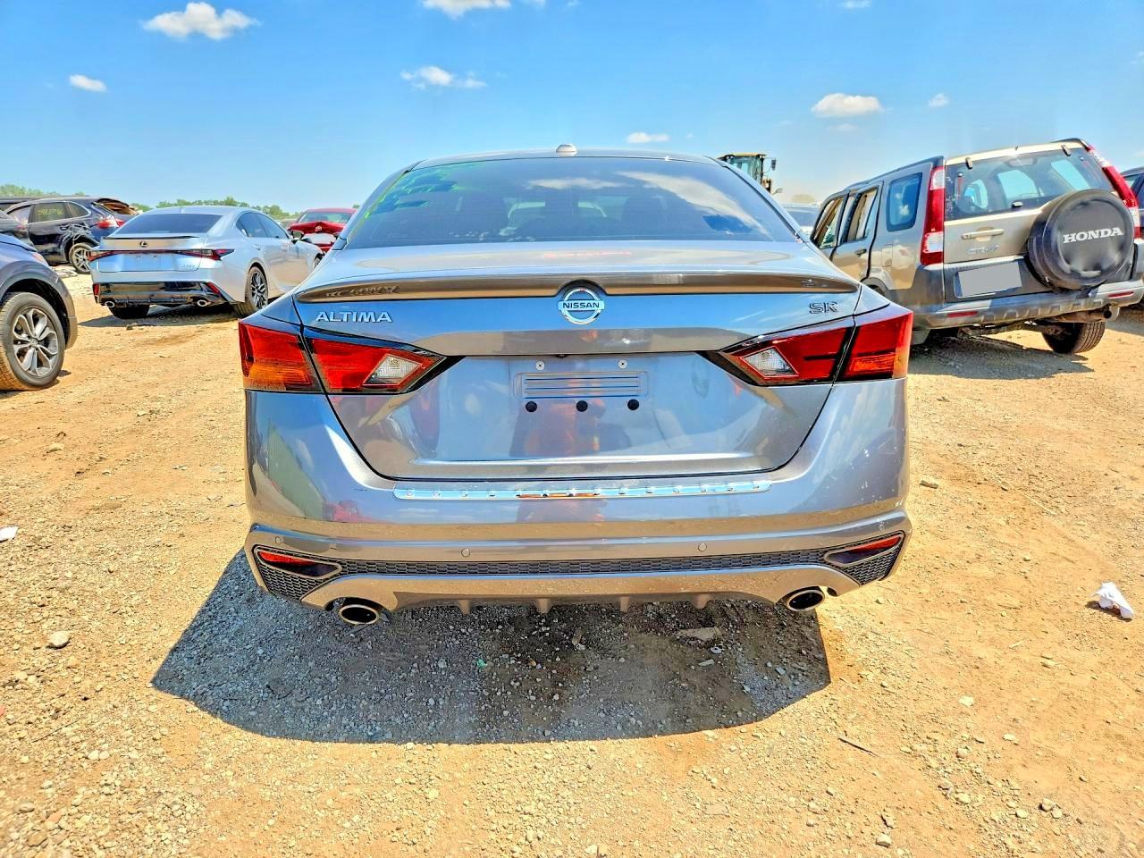 2020 NISSAN ALTIMA — фото 6