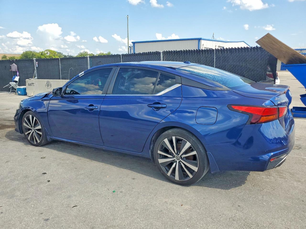 2020 NISSAN ALTIMA — фото 3