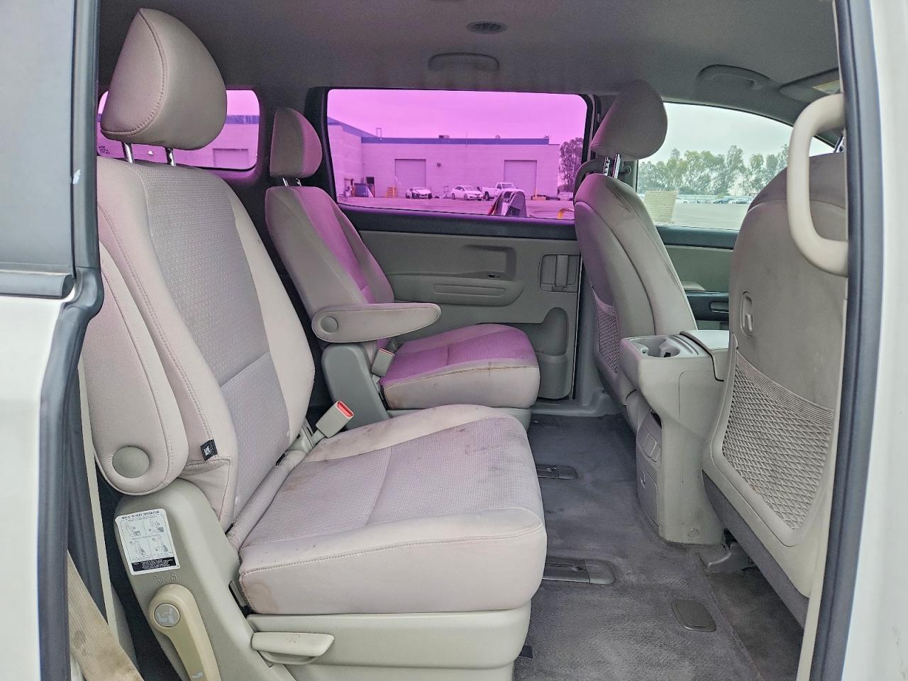 2016 KIA SEDONA — фото 11