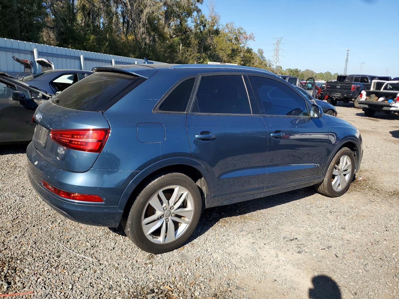 2017 AUDI Q3 — фото 3
