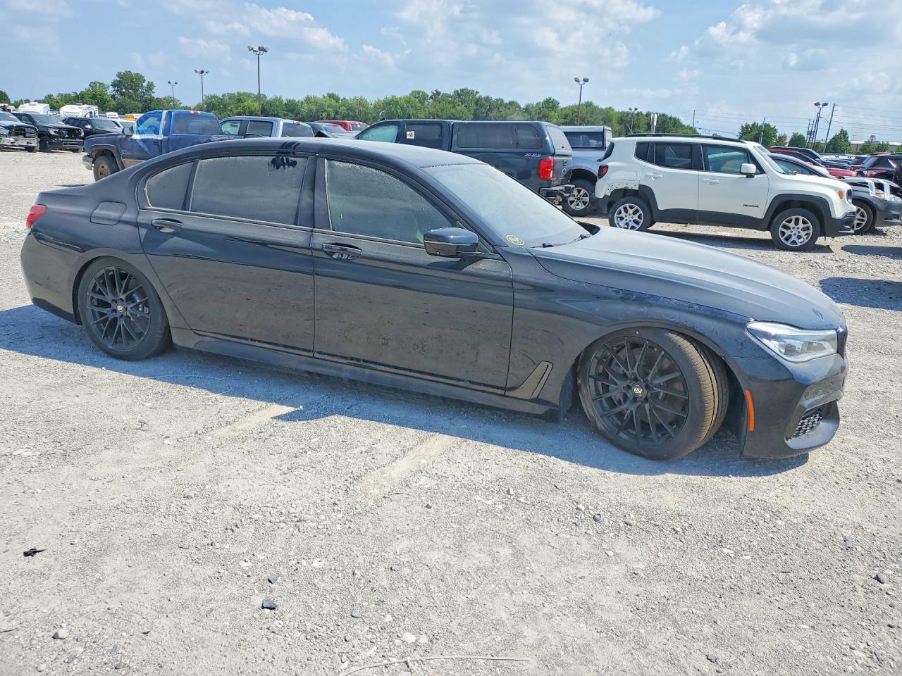 2018 BMW 7 SERIES — фото 4