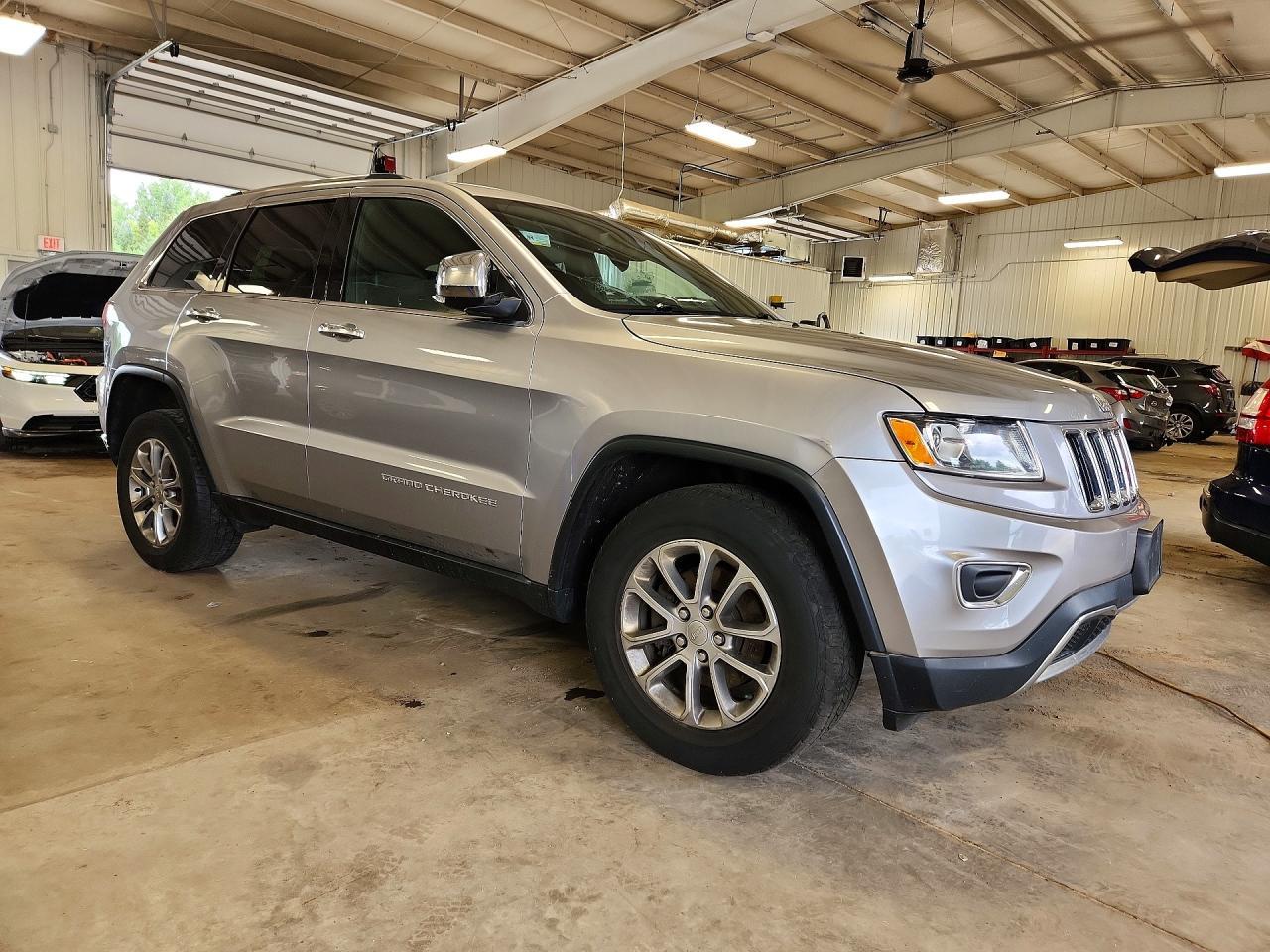 2015 JEEP GRAND CHEROKEE — фото 4
