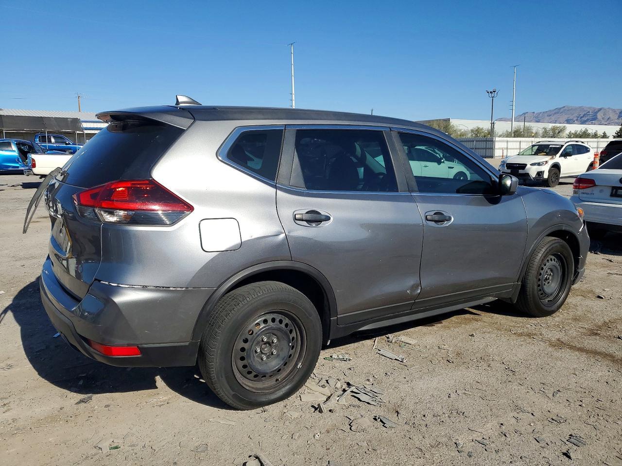 2018 NISSAN ROGUE — фото 3