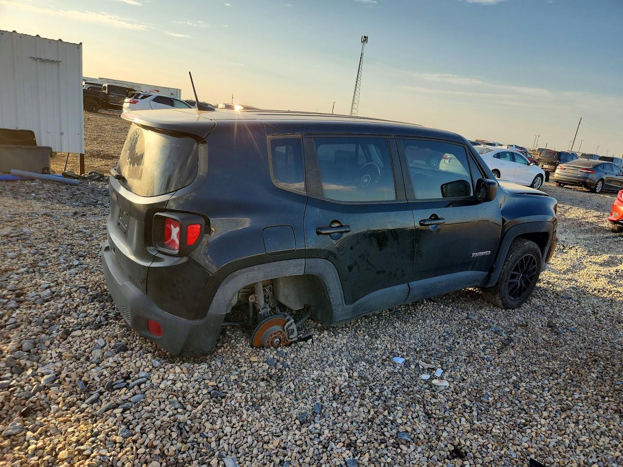 2021 JEEP RENEGADE — фото 3