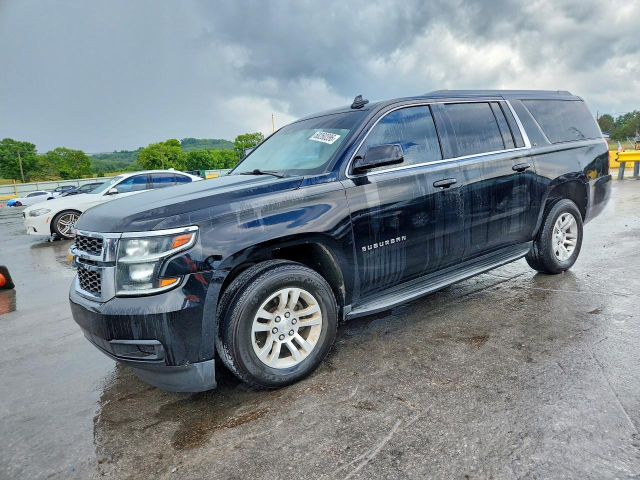 2017 CHEVROLET SUBURBAN — фото 1